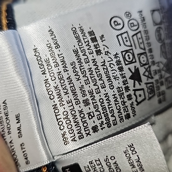 Levi's 541 dark wash 38x34 straight leg jeans - Picture 6 of 7